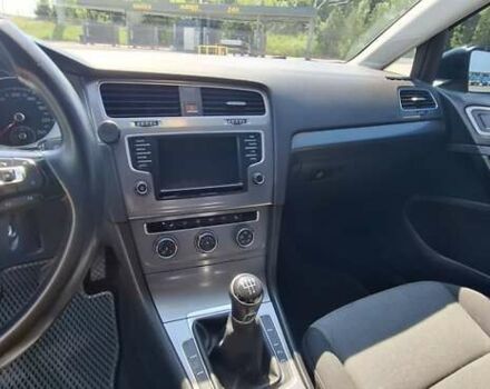 Черный Фольксваген Гольф, объемом двигателя 1.6 л и пробегом 275 тыс. км за 9700 $, фото 10 на Automoto.ua