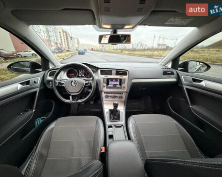 Черный Фольксваген Гольф, объемом двигателя 2 л и пробегом 159 тыс. км за 12999 $, фото 38 на Automoto.ua