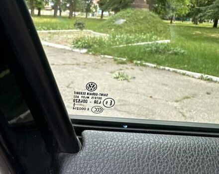 Черный Фольксваген Гольф, объемом двигателя 1.8 л и пробегом 188 тыс. км за 10500 $, фото 7 на Automoto.ua
