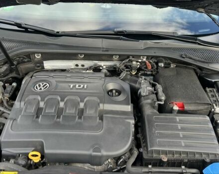 Черный Фольксваген Гольф, объемом двигателя 1.6 л и пробегом 265 тыс. км за 10500 $, фото 10 на Automoto.ua