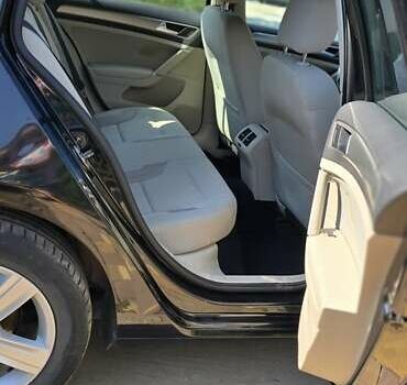 Черный Фольксваген Гольф, объемом двигателя 1.97 л и пробегом 180 тыс. км за 11500 $, фото 3 на Automoto.ua