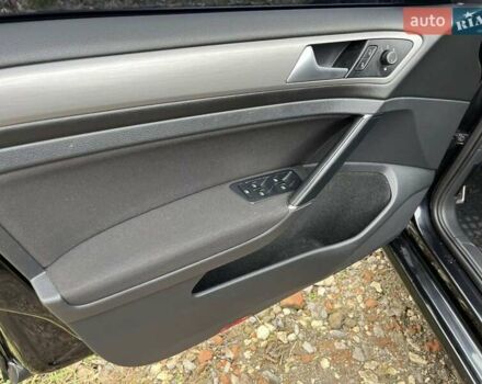 Чорний Фольксваген Гольф, об'ємом двигуна 1.6 л та пробігом 264 тис. км за 10800 $, фото 19 на Automoto.ua