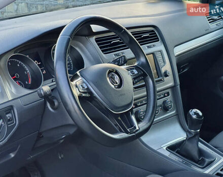 Черный Фольксваген Гольф, объемом двигателя 2 л и пробегом 248 тыс. км за 11999 $, фото 49 на Automoto.ua