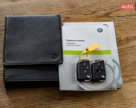 Чорний Фольксваген Гольф, об'ємом двигуна 1.97 л та пробігом 251 тис. км за 12000 $, фото 16 на Automoto.ua