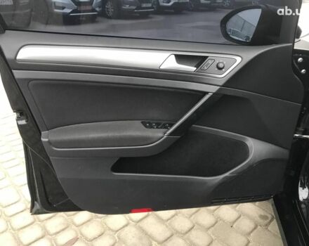 Черный Фольксваген Гольф, объемом двигателя 1.6 л и пробегом 240 тыс. км за 10590 $, фото 14 на Automoto.ua