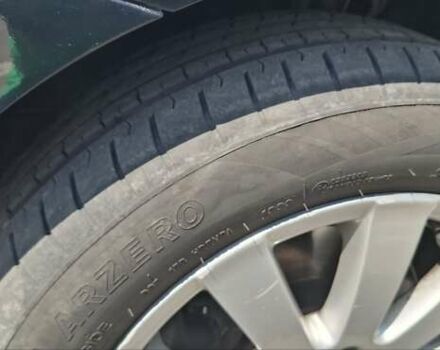 Черный Фольксваген Гольф, объемом двигателя 1.6 л и пробегом 275 тыс. км за 9700 $, фото 12 на Automoto.ua