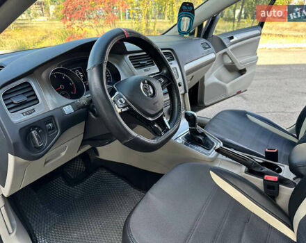 Черный Фольксваген Гольф, объемом двигателя 1.97 л и пробегом 96 тыс. км за 12699 $, фото 13 на Automoto.ua