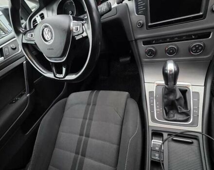 Черный Фольксваген Гольф, объемом двигателя 2 л и пробегом 210 тыс. км за 12300 $, фото 6 на Automoto.ua