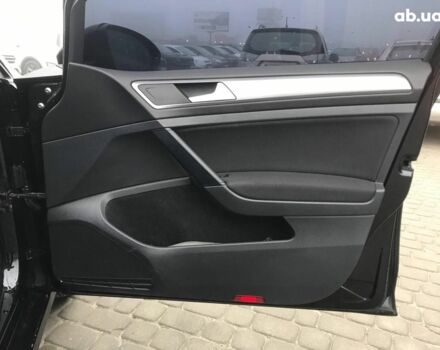 Черный Фольксваген Гольф, объемом двигателя 1.6 л и пробегом 240 тыс. км за 10590 $, фото 12 на Automoto.ua