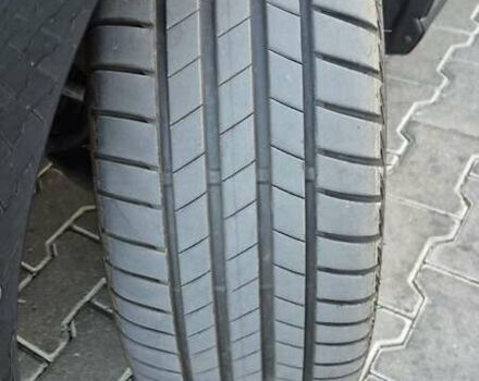 Черный Фольксваген Гольф, объемом двигателя 1.97 л и пробегом 189 тыс. км за 13555 $, фото 11 на Automoto.ua