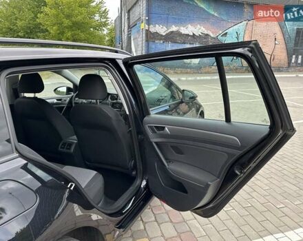 Чорний Фольксваген Гольф, об'ємом двигуна 1.6 л та пробігом 268 тис. км за 10999 $, фото 30 на Automoto.ua