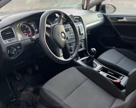 Черный Фольксваген Гольф, объемом двигателя 1.6 л и пробегом 209 тыс. км за 9600 $, фото 24 на Automoto.ua