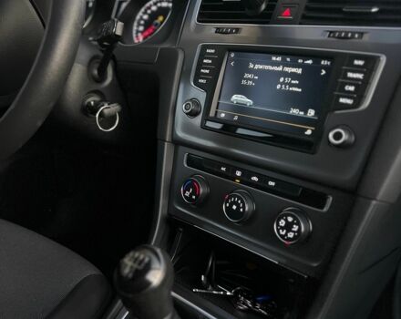 Черный Фольксваген Гольф, объемом двигателя 1.6 л и пробегом 209 тыс. км за 9600 $, фото 1 на Automoto.ua