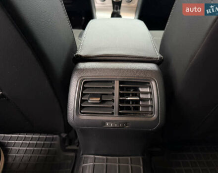 Черный Фольксваген Гольф, объемом двигателя 2 л и пробегом 159 тыс. км за 12999 $, фото 39 на Automoto.ua