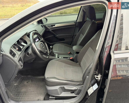 Черный Фольксваген Гольф, объемом двигателя 2 л и пробегом 159 тыс. км за 12999 $, фото 27 на Automoto.ua