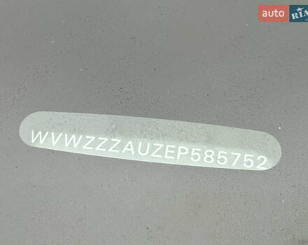 Черный Фольксваген Гольф, объемом двигателя 2 л и пробегом 242 тыс. км за 13290 $, фото 6 на Automoto.ua