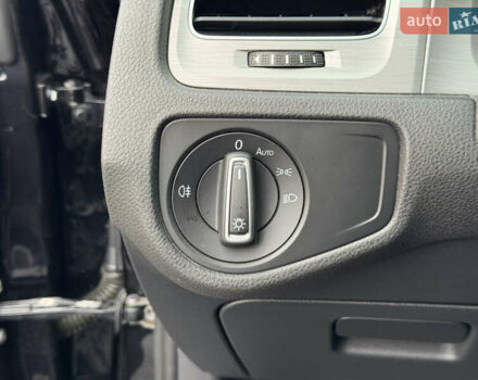 Черный Фольксваген Гольф, объемом двигателя 2 л и пробегом 159 тыс. км за 12999 $, фото 56 на Automoto.ua