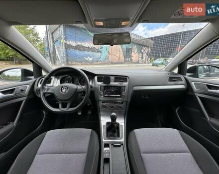 Чорний Фольксваген Гольф, об'ємом двигуна 1.6 л та пробігом 268 тис. км за 10999 $, фото 38 на Automoto.ua