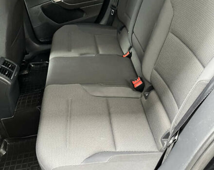 Черный Фольксваген Гольф, объемом двигателя 1.8 л и пробегом 195 тыс. км за 8999 $, фото 26 на Automoto.ua