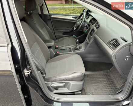 Черный Фольксваген Гольф, объемом двигателя 2 л и пробегом 159 тыс. км за 12999 $, фото 43 на Automoto.ua