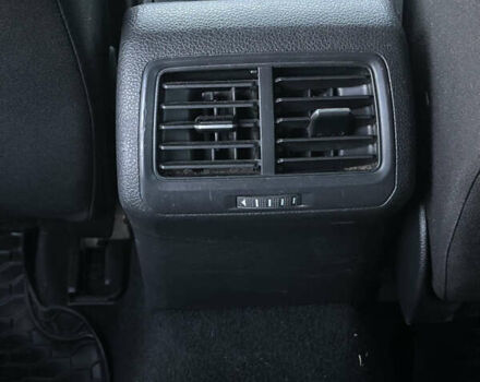 Черный Фольксваген Гольф, объемом двигателя 2 л и пробегом 153 тыс. км за 11800 $, фото 15 на Automoto.ua