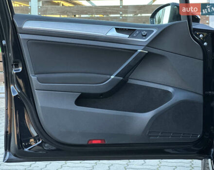 Черный Фольксваген Гольф, объемом двигателя 2 л и пробегом 248 тыс. км за 11999 $, фото 45 на Automoto.ua