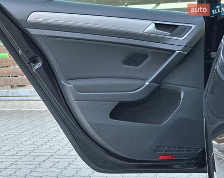 Черный Фольксваген Гольф, объемом двигателя 2 л и пробегом 248 тыс. км за 11999 $, фото 67 на Automoto.ua