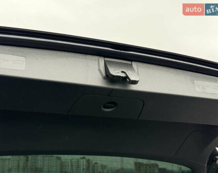 Черный Фольксваген Гольф, объемом двигателя 2 л и пробегом 159 тыс. км за 12999 $, фото 66 на Automoto.ua