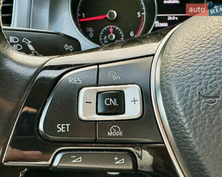 Черный Фольксваген Гольф, объемом двигателя 1.6 л и пробегом 223 тыс. км за 11900 $, фото 42 на Automoto.ua