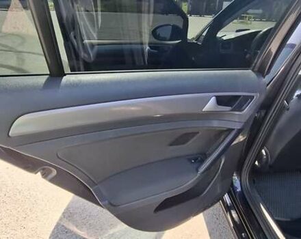 Черный Фольксваген Гольф, объемом двигателя 1.6 л и пробегом 275 тыс. км за 9700 $, фото 8 на Automoto.ua