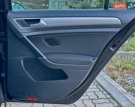 Черный Фольксваген Гольф, объемом двигателя 2 л и пробегом 248 тыс. км за 11999 $, фото 75 на Automoto.ua