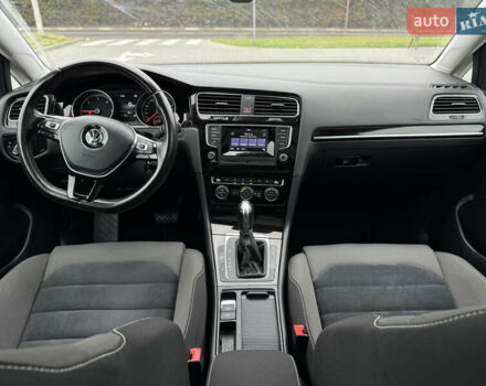 Черный Фольксваген Гольф, объемом двигателя 2 л и пробегом 242 тыс. км за 13290 $, фото 33 на Automoto.ua