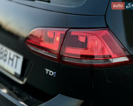 Черный Фольксваген Гольф, объемом двигателя 2 л и пробегом 153 тыс. км за 11800 $, фото 5 на Automoto.ua