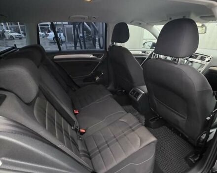 Черный Фольксваген Гольф, объемом двигателя 2 л и пробегом 210 тыс. км за 12300 $, фото 2 на Automoto.ua