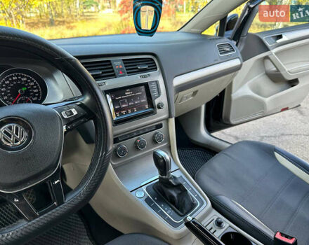 Черный Фольксваген Гольф, объемом двигателя 1.97 л и пробегом 96 тыс. км за 12699 $, фото 8 на Automoto.ua