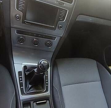 Чорний Фольксваген Гольф, об'ємом двигуна 1.6 л та пробігом 260 тис. км за 10000 $, фото 4 на Automoto.ua