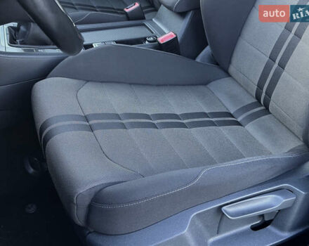 Черный Фольксваген Гольф, объемом двигателя 2 л и пробегом 248 тыс. км за 11999 $, фото 52 на Automoto.ua