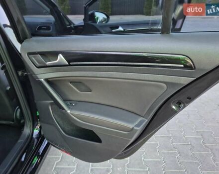 Черный Фольксваген Гольф, объемом двигателя 1.97 л и пробегом 189 тыс. км за 13555 $, фото 54 на Automoto.ua