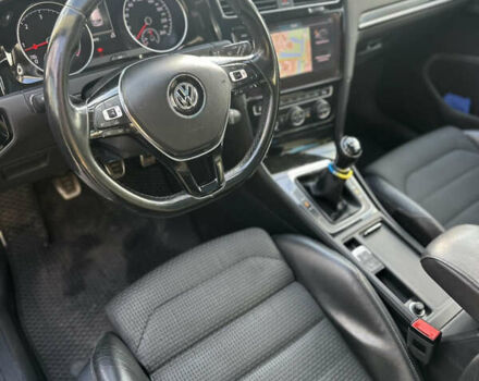 Черный Фольксваген Гольф, объемом двигателя 1.97 л и пробегом 330 тыс. км за 12500 $, фото 7 на Automoto.ua