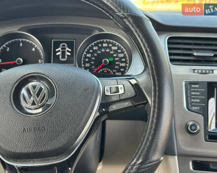 Черный Фольксваген Гольф, объемом двигателя 1.97 л и пробегом 96 тыс. км за 12699 $, фото 21 на Automoto.ua