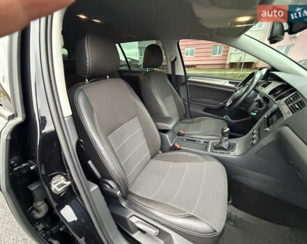 Черный Фольксваген Гольф, объемом двигателя 2 л и пробегом 159 тыс. км за 12999 $, фото 49 на Automoto.ua