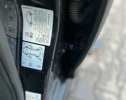 Черный Фольксваген Гольф, объемом двигателя 1.6 л и пробегом 209 тыс. км за 9600 $, фото 15 на Automoto.ua