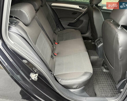 Черный Фольксваген Гольф, объемом двигателя 2 л и пробегом 159 тыс. км за 12999 $, фото 42 на Automoto.ua