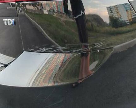 Черный Фольксваген Гольф, объемом двигателя 1.97 л и пробегом 220 тыс. км за 11800 $, фото 5 на Automoto.ua