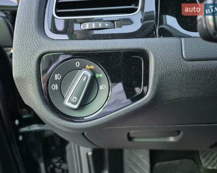 Черный Фольксваген Гольф, объемом двигателя 1.97 л и пробегом 189 тыс. км за 13555 $, фото 59 на Automoto.ua