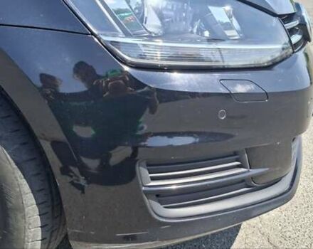 Черный Фольксваген Гольф, объемом двигателя 1.6 л и пробегом 275 тыс. км за 9700 $, фото 4 на Automoto.ua