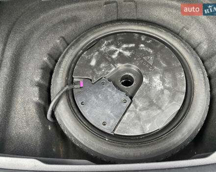 Черный Фольксваген Гольф, объемом двигателя 1.8 л и пробегом 179 тыс. км за 11200 $, фото 28 на Automoto.ua