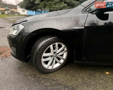 Черный Фольксваген Гольф, объемом двигателя 1.6 л и пробегом 285 тыс. км за 10350 $, фото 13 на Automoto.ua