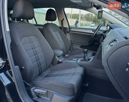 Черный Фольксваген Гольф, объемом двигателя 2 л и пробегом 248 тыс. км за 11999 $, фото 83 на Automoto.ua