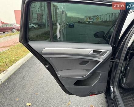 Черный Фольксваген Гольф, объемом двигателя 2 л и пробегом 159 тыс. км за 12999 $, фото 50 на Automoto.ua